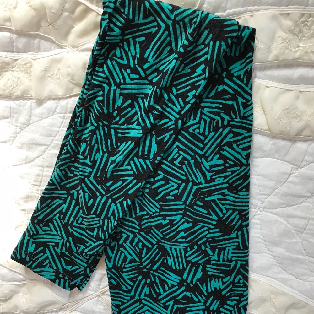 LuLaRoe OS leggings